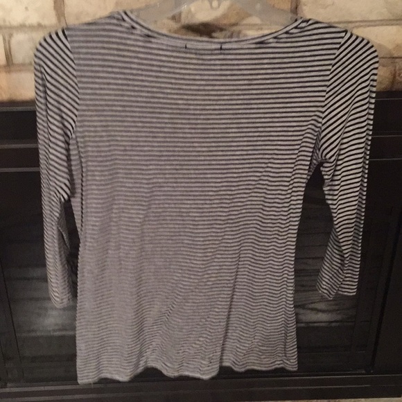 Gap 3/4 Sleeve T-Shirt - Picture 2 of 7